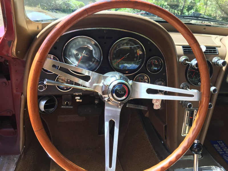 Illustration for article titled At $49,000, Would You Say Aloha to This 1966 Chevrolet Corvette Sting Ray?